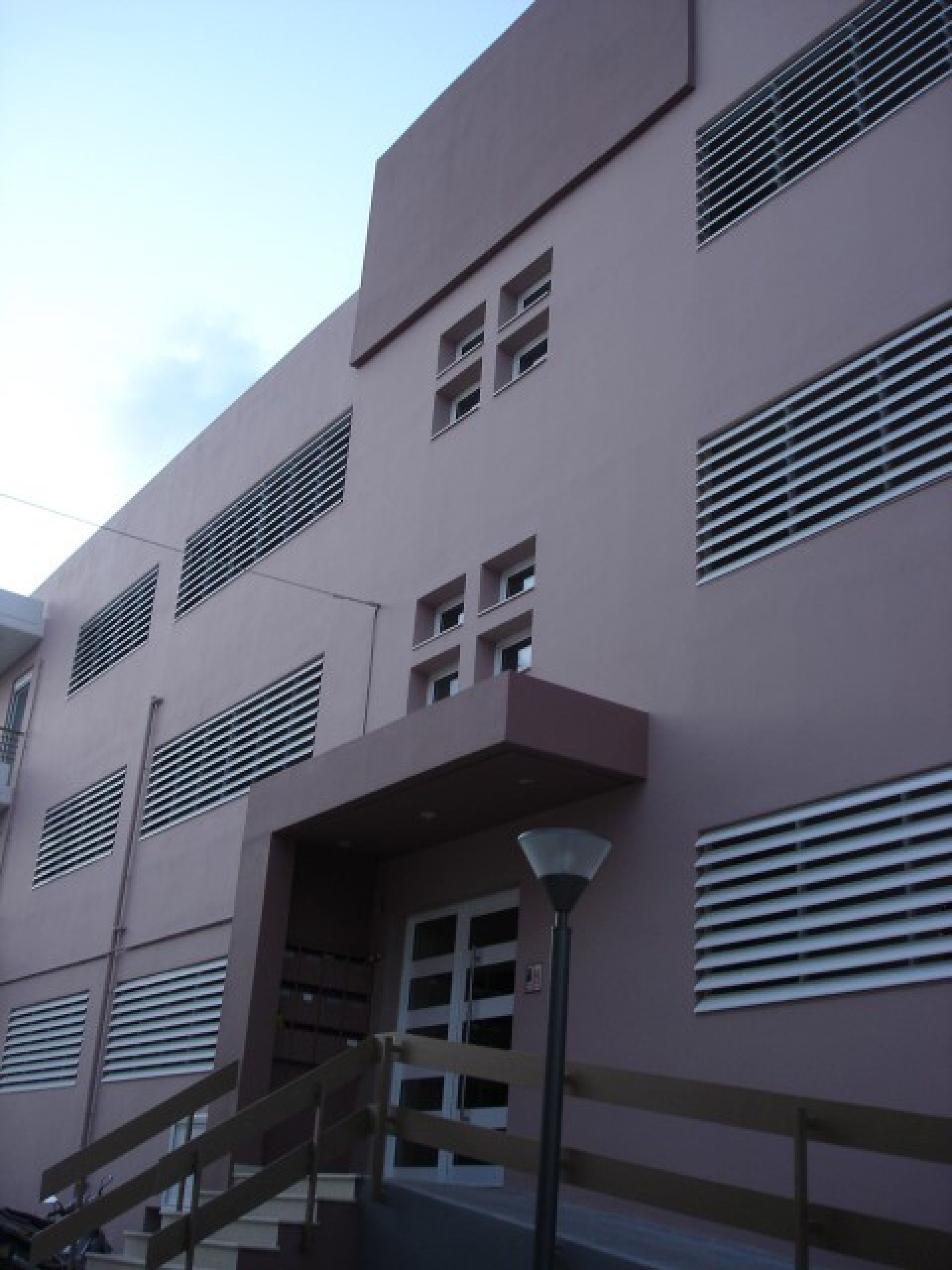 Three-storey residential complex