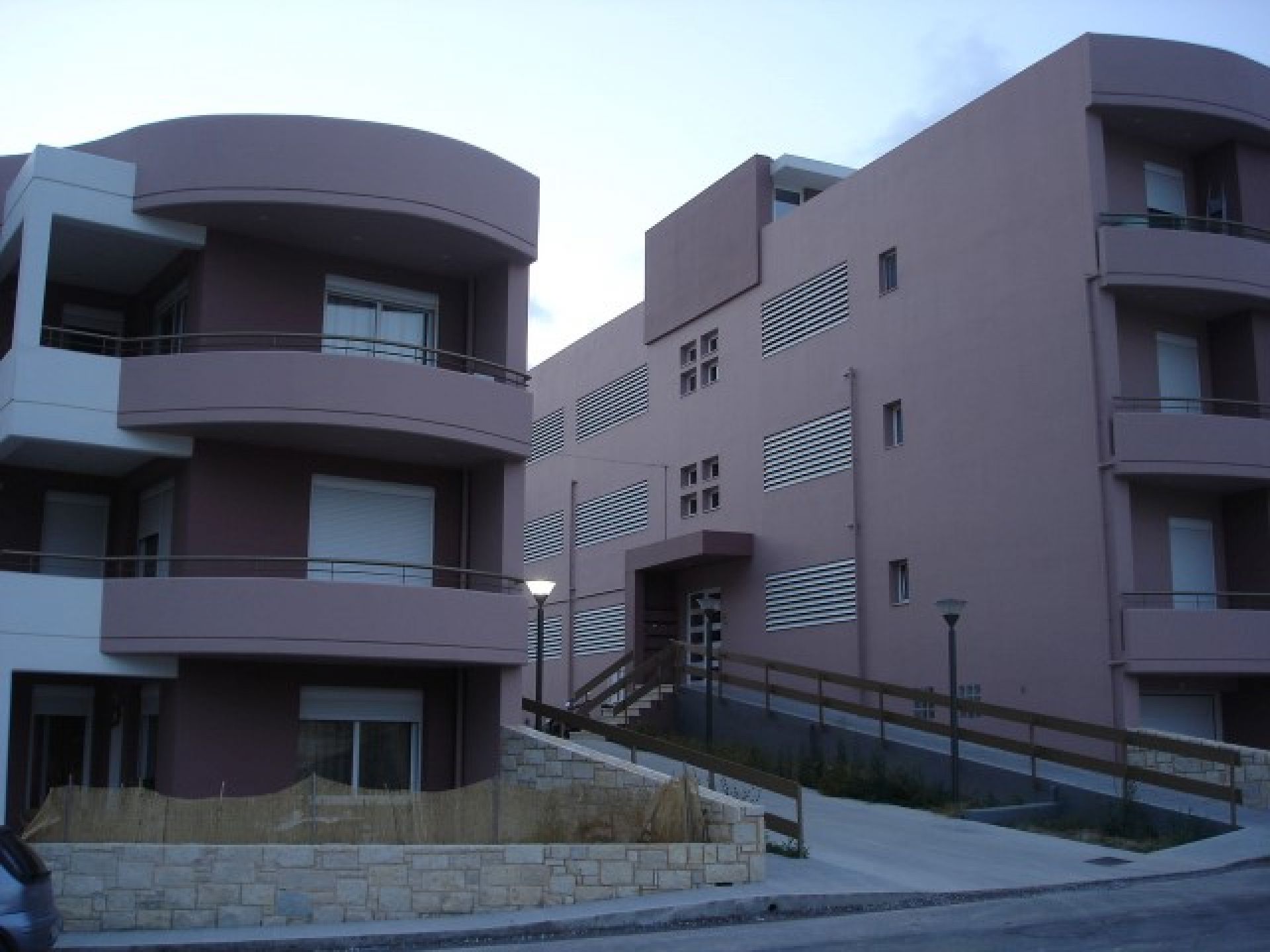 Three-storey residential complex